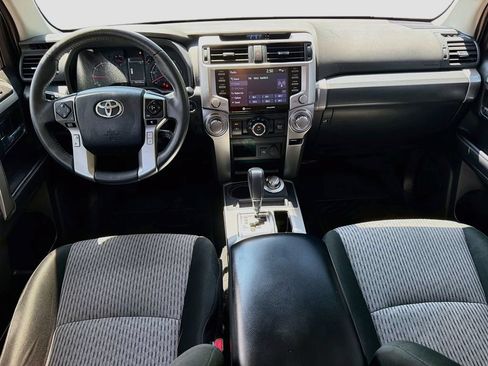 Used 2022 Toyota 4Runner SR5 AWD/4WD image 22