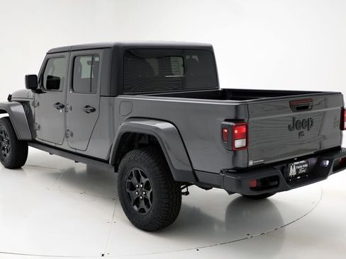 Used 2022 Jeep Gladiator Sport AWD/4WD image 6