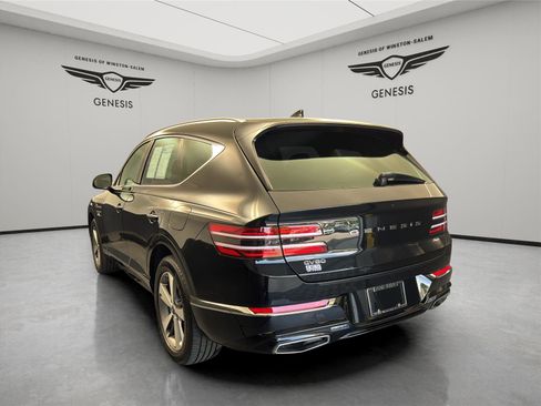 Used 2023 Genesis GV80 2.5T w/ Prestige 20" Package AWD/4WD image 3