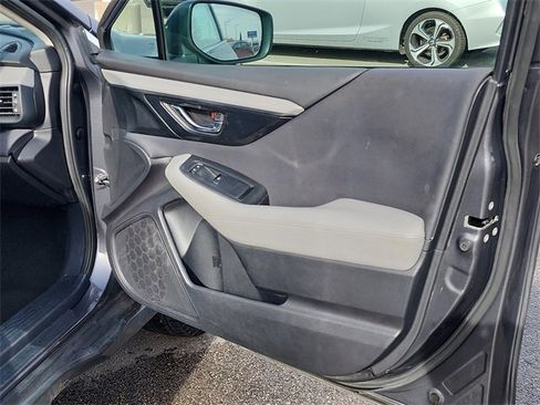 Used 2021 Subaru Outback Premium image 17