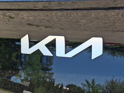 Certified 2023 Kia Sportage SX Prestige AWD/4WD image 31