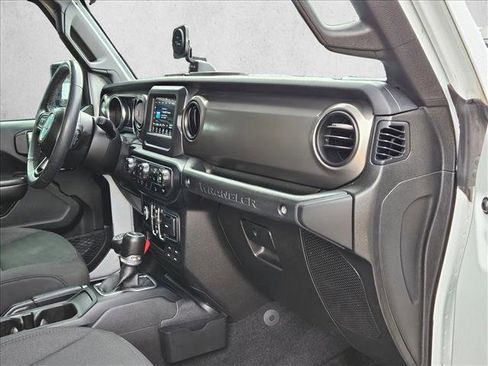 Used 2019 Jeep Wrangler Unlimited Sport S AWD/4WD image 18