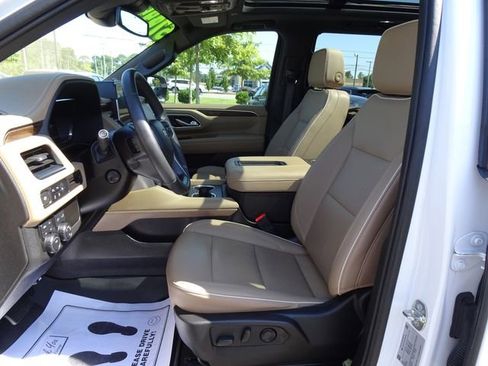 Used 2023 Chevrolet Tahoe Premier AWD/4WD image 10
