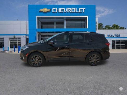 Used 2023 Chevrolet Equinox RS w/ RS Leather Package image 2