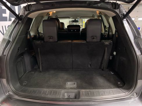 Used 2018 Nissan Pathfinder SL w/ Midnight Edition Package image 26