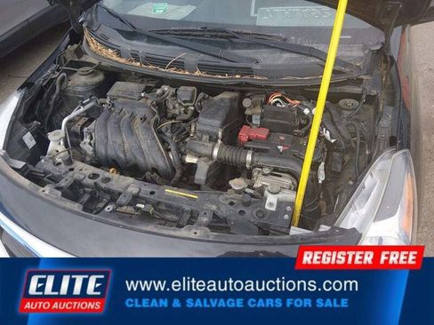 Used 2015 Nissan Versa SV image 19