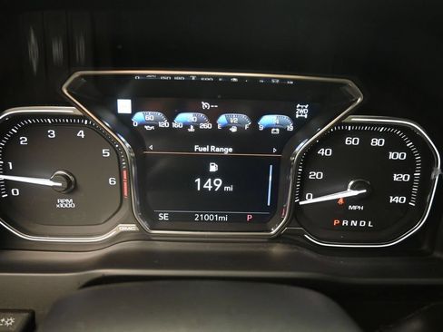 Used 2020 GMC Sierra 2500 AT4 w/ AT4 Premium Package AWD/4WD image 11