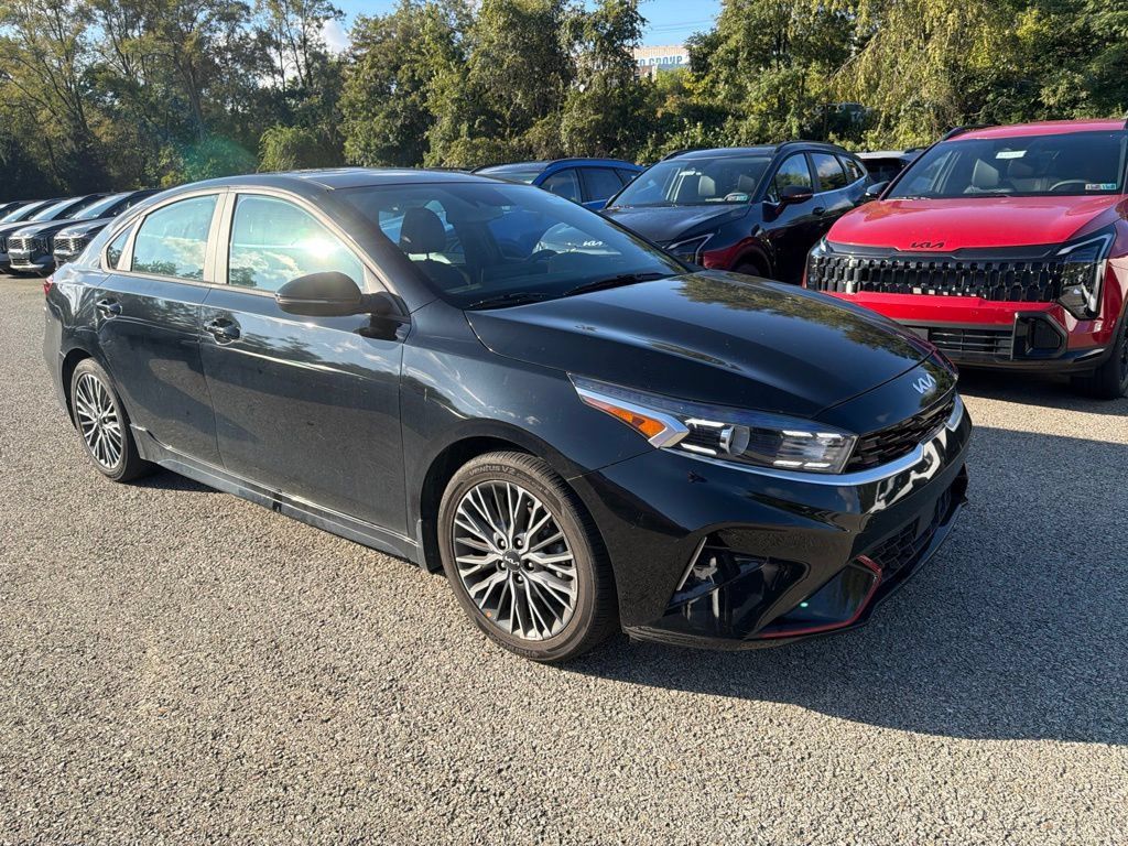 Certified 2024 Kia Forte GT-Line w/ GT-Line Premium Package FWD image 1
