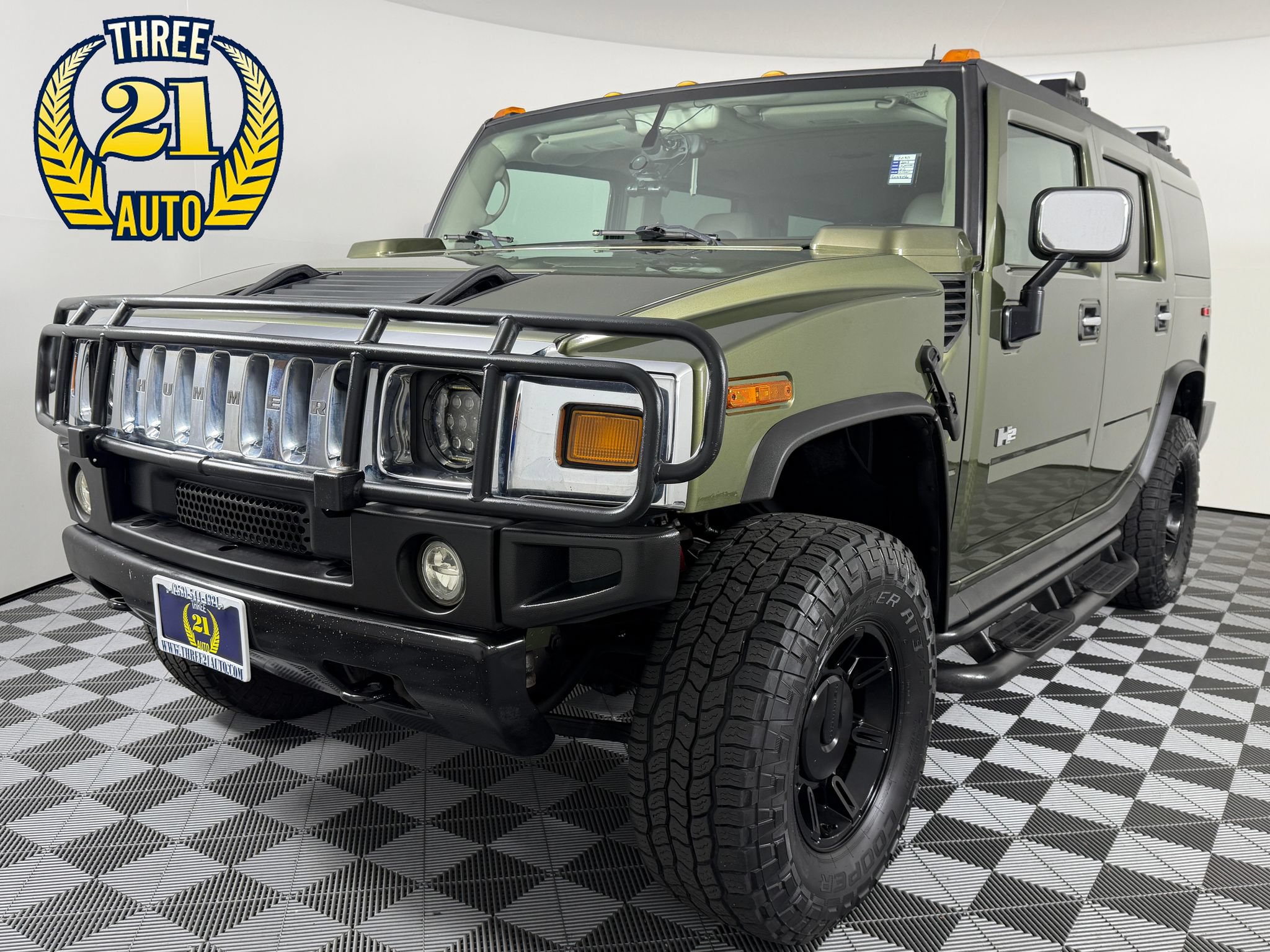 Used 2003 HUMMER H2 w/ Preferred Equipment Group AWD/4WD image 1