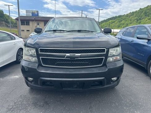 Used 2007 Chevrolet Tahoe LT w/ LT Preferred Equipment Group AWD/4WD image 2