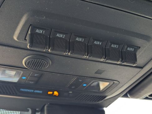 Used 2022 Ford Bronco Black Diamond w/ Sasquatch Package image 22