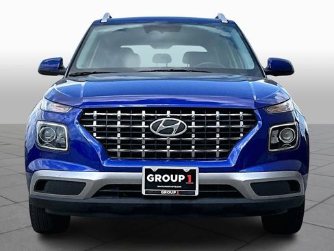 Used 2025 Hyundai Venue SEL image 4