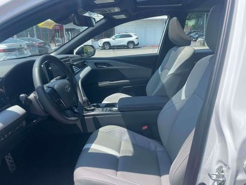 Used 2025 Toyota Camry SE w/ Multimedia Upgrade Package AWD/4WD image 18
