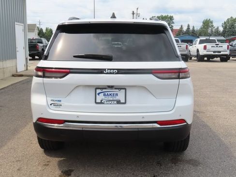 Used 2023 Jeep Grand Cherokee 4WD 4xe image 13
