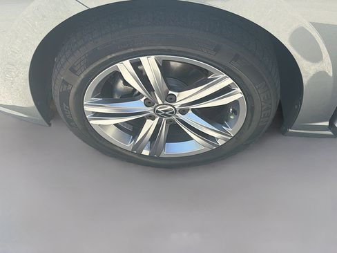 Used 2022 Volkswagen Jetta SE FWD image 35