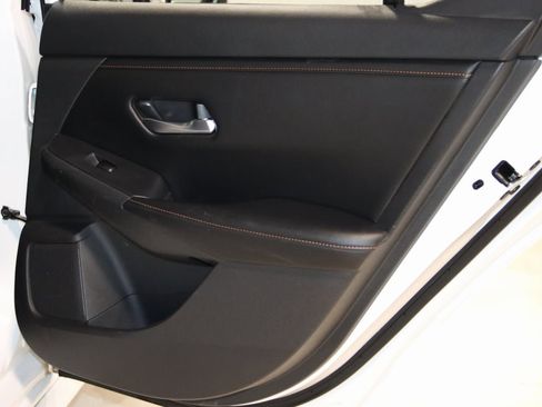 Used 2021 Nissan Sentra SR image 55