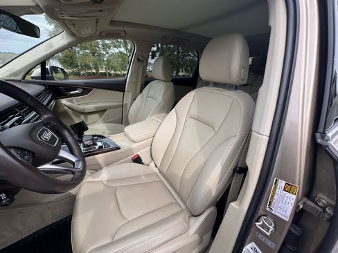 Used 2018 Audi Q7 3.0T Prestige image 29