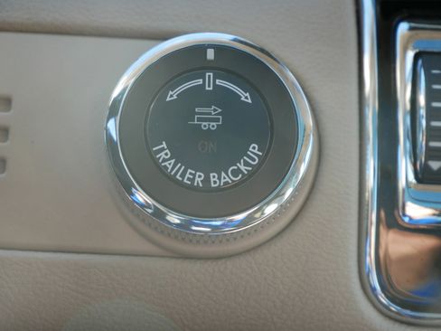 Used 2023 Lincoln Navigator Reserve image 34