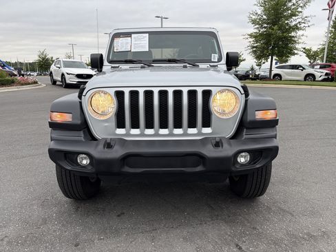 Used 2023 Jeep Wrangler Unlimited Sport AWD/4WD image 3