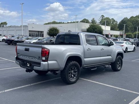 Used 2023 Toyota Tacoma SR5 w/ Technology Package AWD/4WD image 8