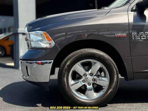 Used 2019 RAM 1500 Big Horn RWD image 14