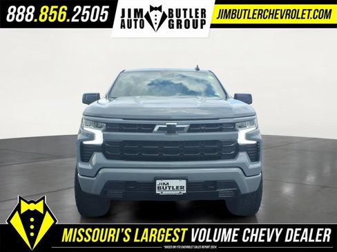 Used 2025 Chevrolet Silverado 1500 RST AWD/4WD image 25