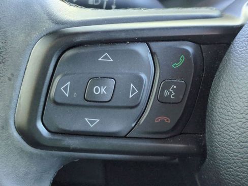 Used 2022 Jeep Wrangler Sport AWD/4WD image 23