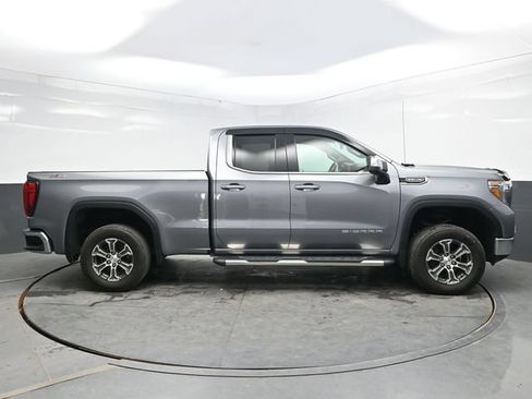 Used 2021 GMC Sierra 1500 SLE w/ X31 Off-Road Package AWD/4WD image 8
