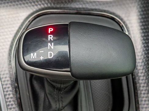 Used 2016 Dodge Challenger SRT Hellcat RWD image 13