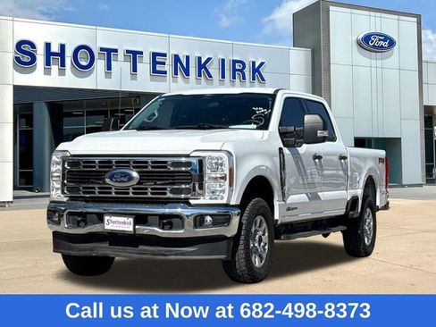 Used 2024 Ford F250 XLT w/ FX4 Off-Road Package image 3