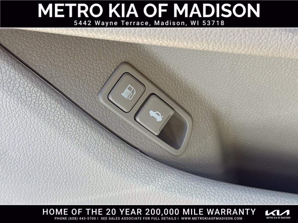 Used 2015 Kia Optima LX FWD image 25