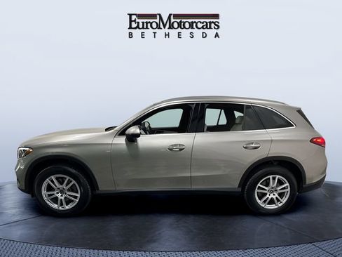 Used 2023 Mercedes-Benz GLC 300 4MATIC image 2