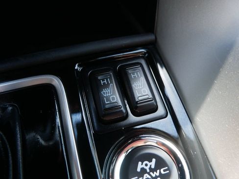 Used 2024 Mitsubishi Eclipse Cross SEL AWD/4WD image 2