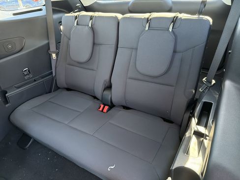 New 2026 Ford Explorer Active RWD image 20