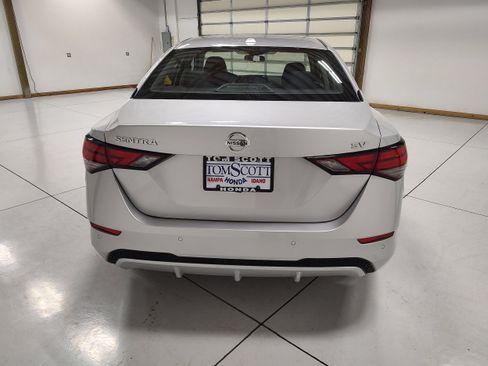 Used 2023 Nissan Sentra SV image 12
