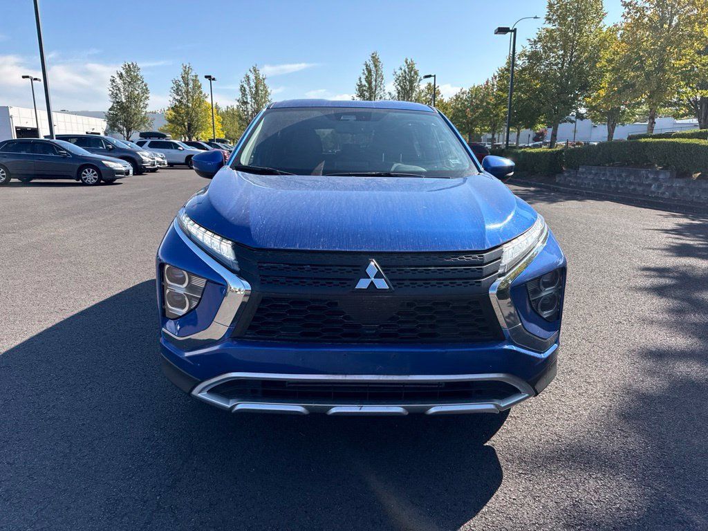 Used 2025 Mitsubishi Eclipse Cross AWD image 2