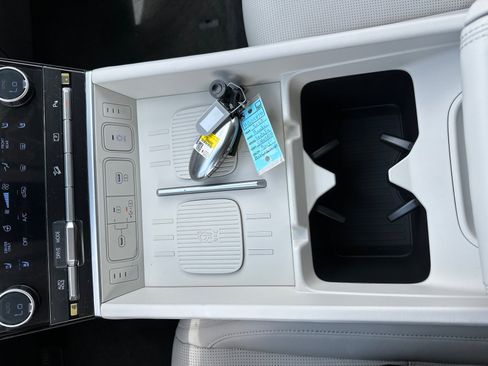 New 2025 Hyundai Santa Fe Calligraphy image 24