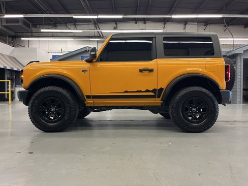 Used 2022 Ford Bronco Wildtrak image 4