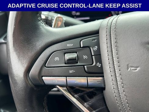 Used 2023 Cadillac Escalade ESV V AWD/4WD image 19