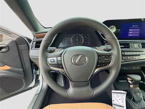 New 2025 Lexus ES 350 w/ Premium Package image 38