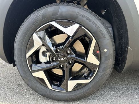 New 2026 Kia Seltos S AWD/4WD image 8