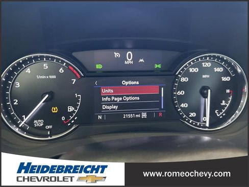 Used 2022 Cadillac XT4 Luxury w/ Cold Weather Package AWD/4WD image 21