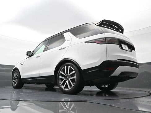 Used 2023 Land Rover Discovery HSE R-Dynamic AWD/4WD image 27