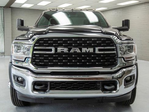 Used 2022 RAM 5500 SLT w/ Quick Order Package 2YG SLT RWD image 5