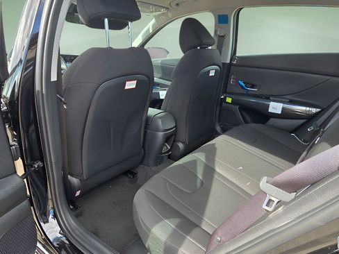 New 2025 Hyundai Elantra Blue image 15