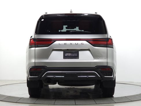 Used 2025 Lexus LX 700h F Sport w/ Accessory Package (Z1) AWD/4WD image 7