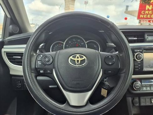 Used 2015 Toyota Corolla LE image 34