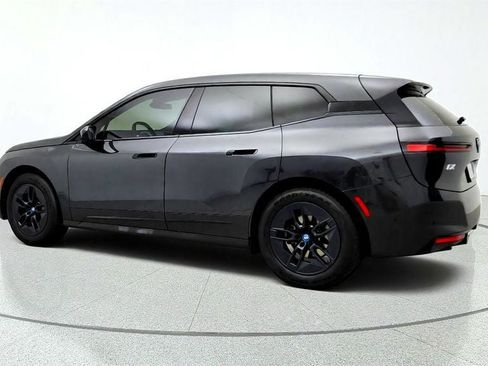 Used 2024 BMW iX xDrive50 w/ Premium Package AWD/4WD image 7