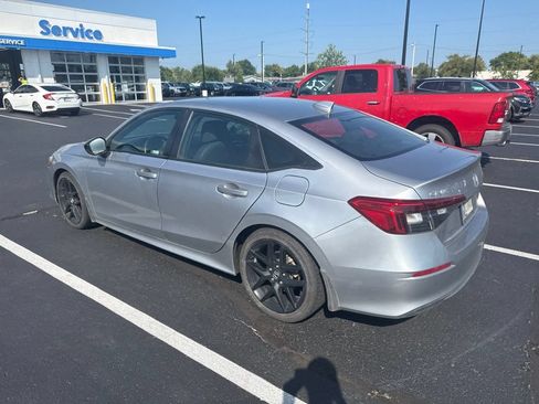 Used 2024 Honda Civic Sport image 5