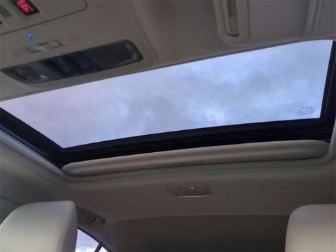 Used 2015 Subaru Crosstrek 2.0i Limited image 22